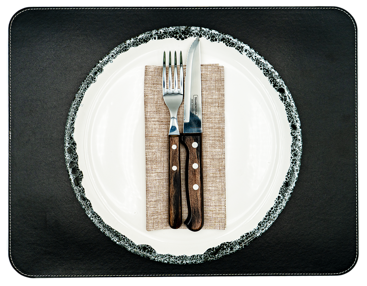 1 Tischset aus veganem PU Kunstleder - doppelseitig - 44 x 34 cm - Schwarz / Kastanie